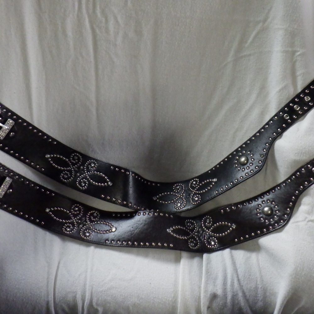 2 Womens Studded Leather  Western style Hip Belts size Small Like New